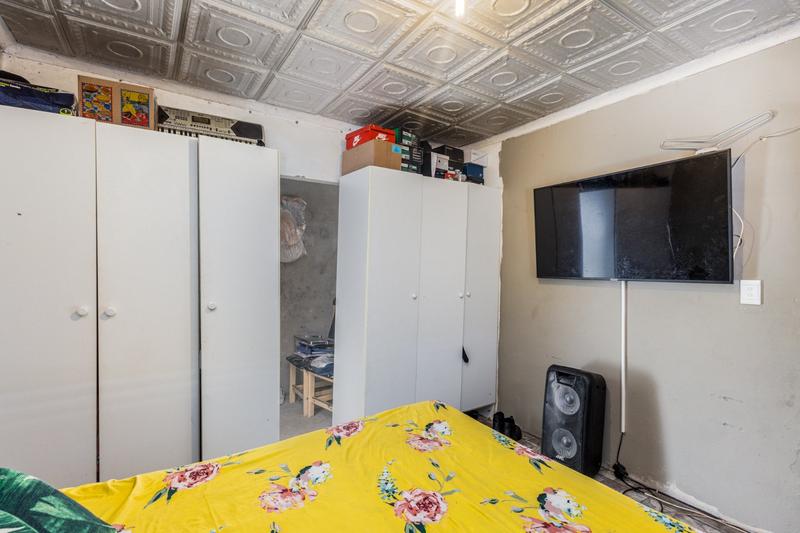 4 Bedroom Property for Sale in Pelican Park Western Cape